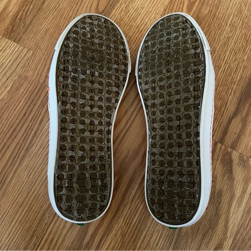 Orange Sanuk‎ slip on canvas shoes size 6